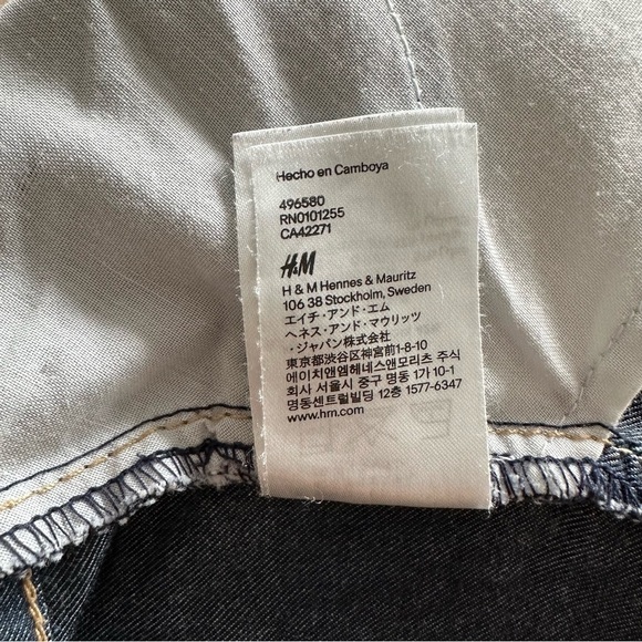 Divided Blue Skinny Jeans by H & M Low Rise Light Wash - Size 6 - Picture 11 of 13